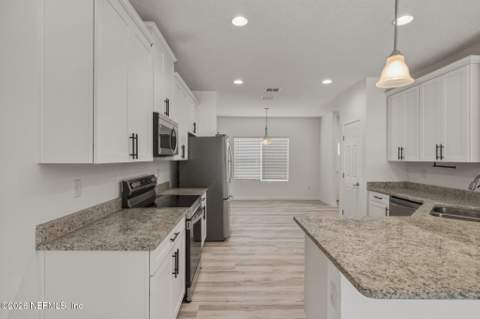 5015 HERTON Drive, Jacksonville FL - photo 10 of 56