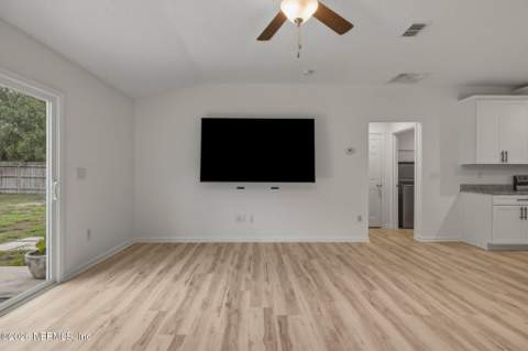 5015 HERTON Drive, Jacksonville FL - photo 18 of 56