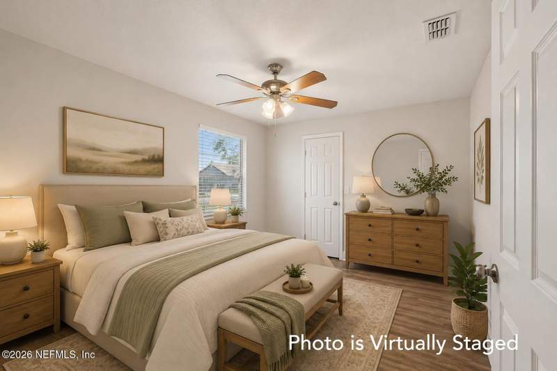 3 bedroom Single Family Residence at 7917 WINTERWOOD Circle, Springwood, Jacksonville — photo 5