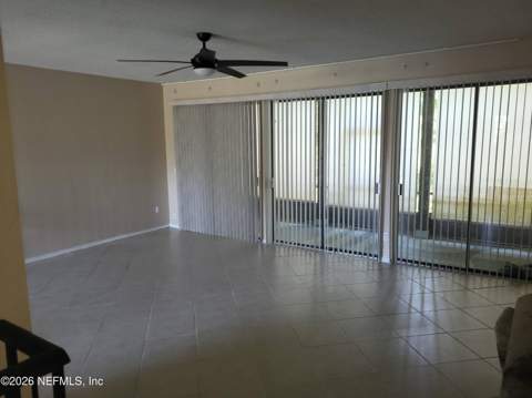 7647 Las Palmas Way #224, Jacksonville FL - photo 7 of 14