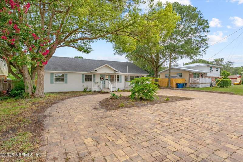 4 bedroom Single Family Residence at 946 JORICK Court, Queen Akers, Jacksonville — photo 5