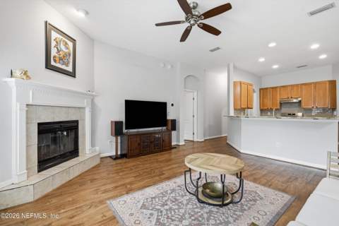 11745 Donato Drive, Jacksonville FL - photo 16 of 39
