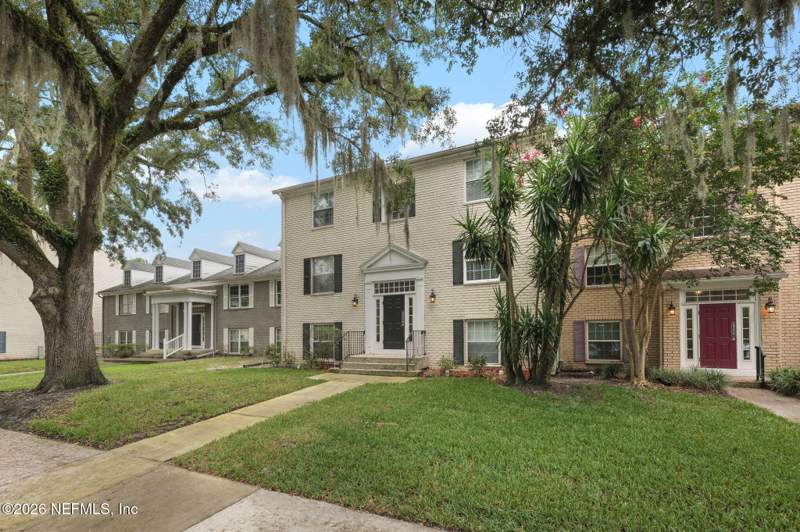 1 bedroom Condominium at 4306 Plaza Gate Lane #201, Golfview Condominium, Jacksonville — photo 5