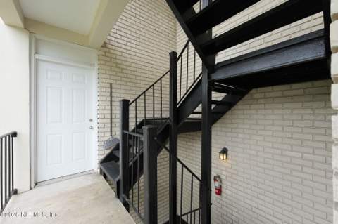 4306 Plaza Gate Lane #201, Jacksonville FL - photo 23 of 28