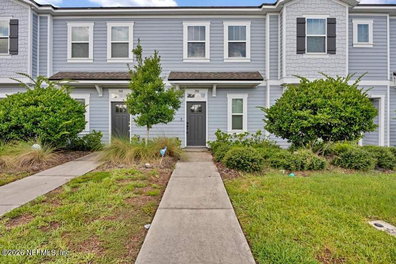 2 bedroom Townhouse at 266 Annies Place, Annies Walk, Jacksonville — photo 3