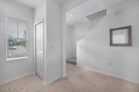 266 Annies Place, Jacksonville FL - photo 10 of 35
