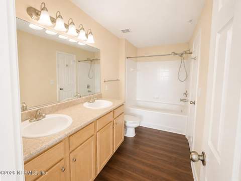 7800 Point Meadows Drive #731, Jacksonville FL - photo 10 of 15