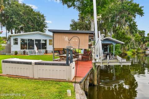113 S Lake George Drive, Georgetown FL - photo 8 of 82