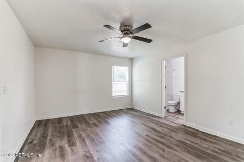 908 W 9th Street, St. Augustine FL - photo 12 of 29