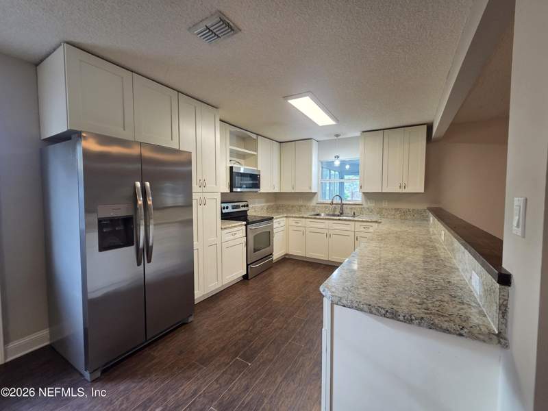3 bedroom Single Family Residence at 971 Florida Street, Fleming Island Estat, Fleming Island — photo 4