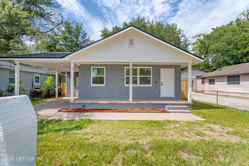 3 bedroom Single Family Residence at 2033 W 13th Street, Grand Boulevard, Jacksonville — photo 4