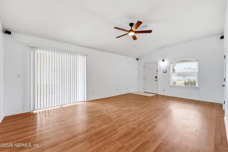 3 bedroom Single Family Residence at 8601 Julia Marie Circle, Springtree Village, Jacksonville — photo 5