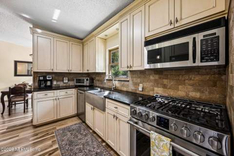 85456 Miner Road, Yulee FL - photo 14 of 47