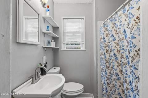 9724 Macarthur Court, Jacksonville FL - photo 10 of 19