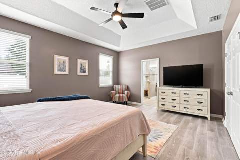 7068 Fleur Cove Drive, Jacksonville FL - photo 20 of 39