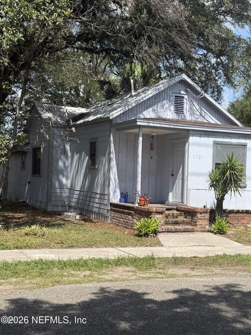 2 bedroom Single Family Residence at 2308 EVERGREEN Avenue, Springfield Annex, Jacksonville — photo 2