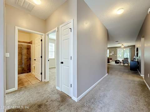 11462 Carson Lake Drive, Jacksonville FL - photo 10 of 47