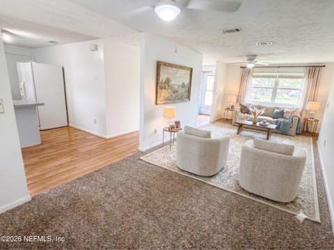 4019 Huntington Forest Boulevard, Jacksonville FL - photo 10 of 32