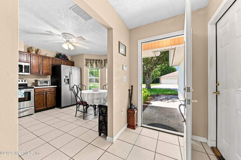 3 bedroom Single Family Residence at 12050 Brightmore Way, Hawkins Cove, Jacksonville — photo 4