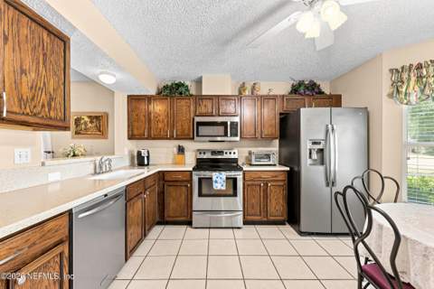 12050 Brightmore Way, Jacksonville FL - photo 8 of 25