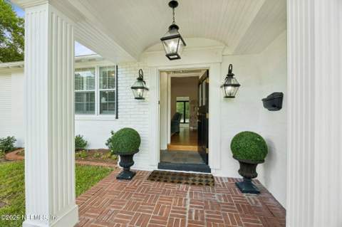 1204 Morvenwood Road, Jacksonville FL - photo 8 of 52