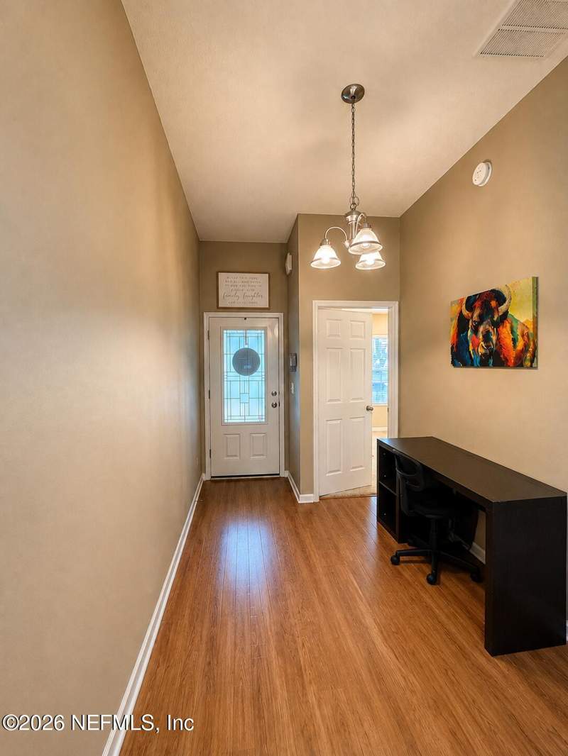 3 bedroom Single Family Residence at 10286 Driftwood Hills Drive, Weston Ranch, Jacksonville — photo 3