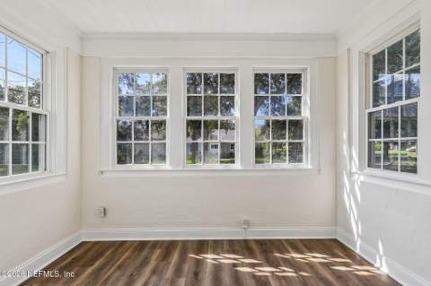5902 Springfield Boulevard, Jacksonville FL - photo 23 of 41
