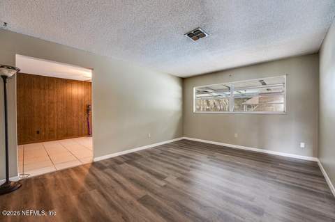 6105 TOYOTA Drive, Jacksonville FL - photo 7 of 16