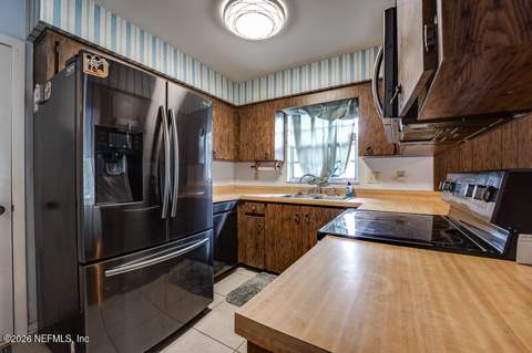 6105 TOYOTA Drive, Jacksonville FL - photo 9 of 16