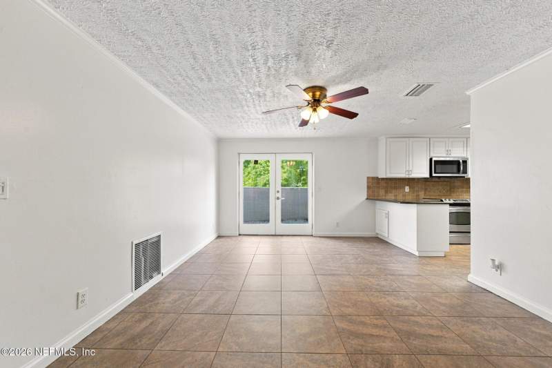 3 bedroom Single Family Residence at 1504 Hammondwood Road, Country Creek, Jacksonville — photo 4