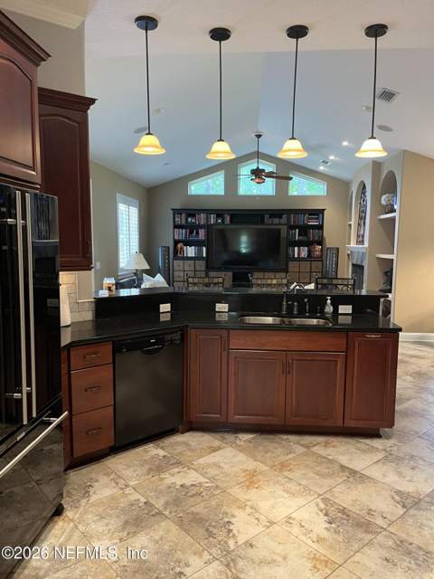 14736 Cape Drive, Jacksonville FL - photo 11 of 26