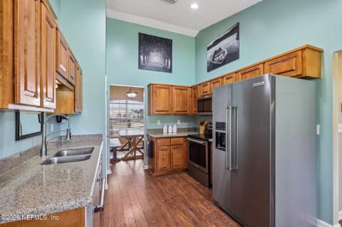 3756 Arava Drive, Green Cove Springs FL - photo 13 of 43