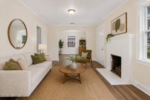 5902 Springfield Boulevard, Jacksonville FL - photo 13 of 41