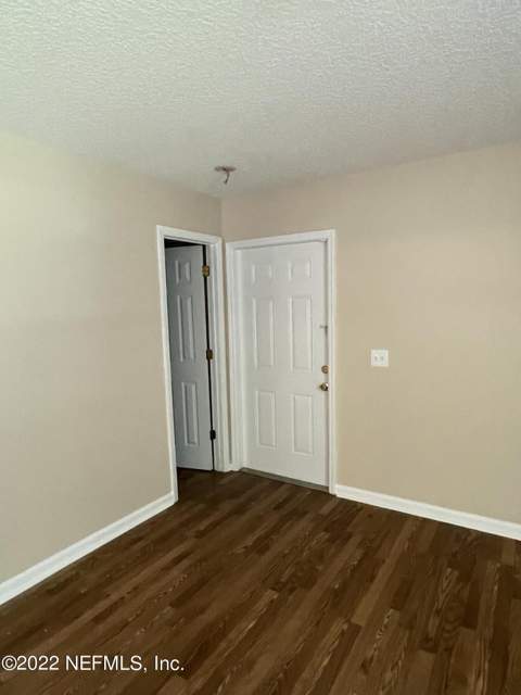 3806 Perry Street, Jacksonville FL - photo 8 of 18