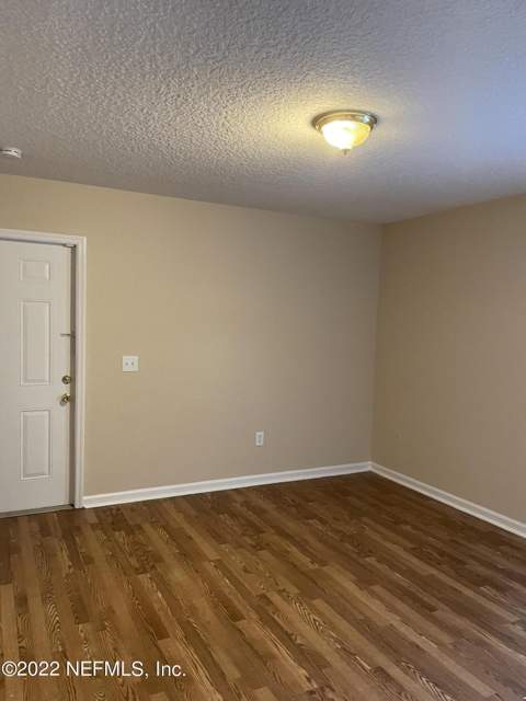 3806 Perry Street, Jacksonville FL - photo 9 of 18