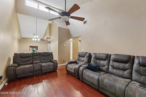 1317 Ellis Trace Drive, Jacksonville FL - photo 9 of 29