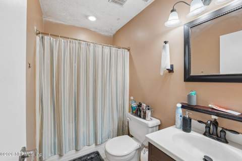 1317 Ellis Trace Drive, Jacksonville FL - photo 14 of 29