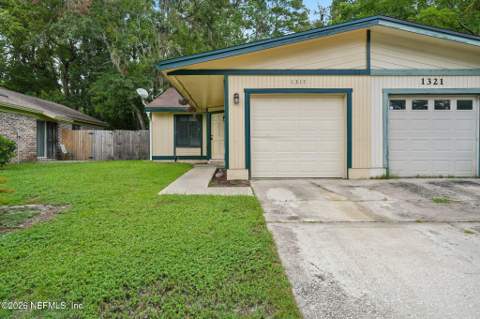 1317 Ellis Trace Drive, Jacksonville FL - photo 20 of 29