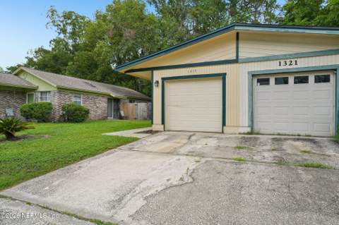 1317 Ellis Trace Drive, Jacksonville FL - photo 21 of 29