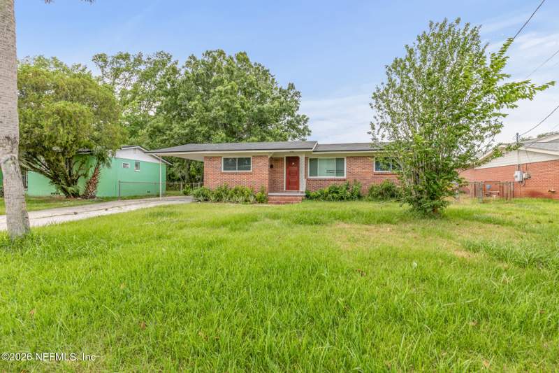 3 bedroom Single Family Residence at 5246 Devron Drive, Metes & Bounds, Jacksonville — photo 3