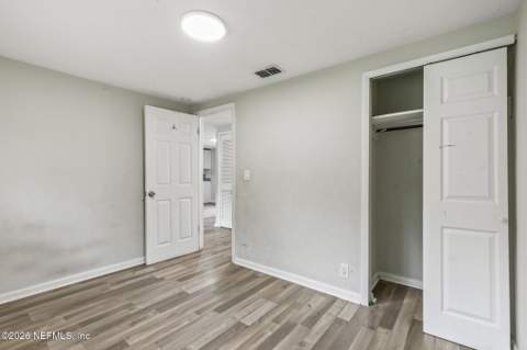 5246 Devron Drive, Jacksonville FL - photo 22 of 31