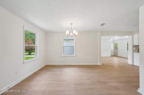 5834 Hyde Grove Avenue, Jacksonville FL - photo 11 of 35