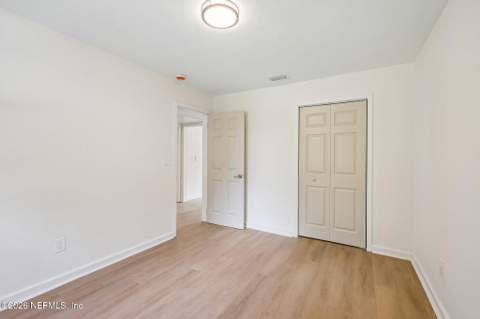 5834 Hyde Grove Avenue, Jacksonville FL - photo 23 of 35