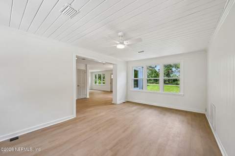 5834 Hyde Grove Avenue, Jacksonville FL - photo 24 of 35