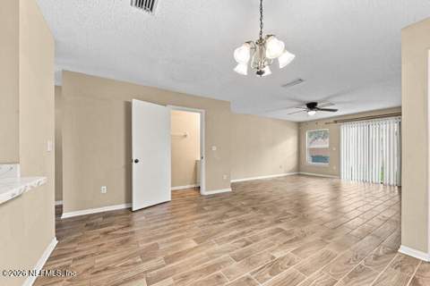 7705 Highchair Lane, Jacksonville FL - photo 7 of 31