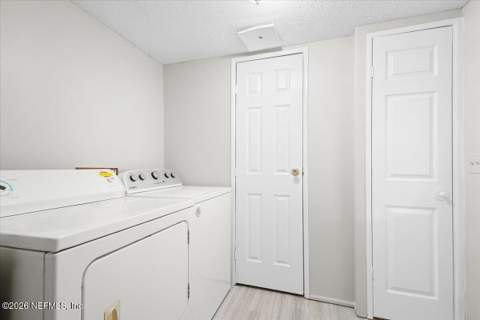 7605 Sunwood Drive, Jacksonville FL - photo 24 of 28