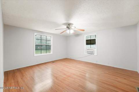 7605 Sunwood Drive, Jacksonville FL - photo 19 of 28