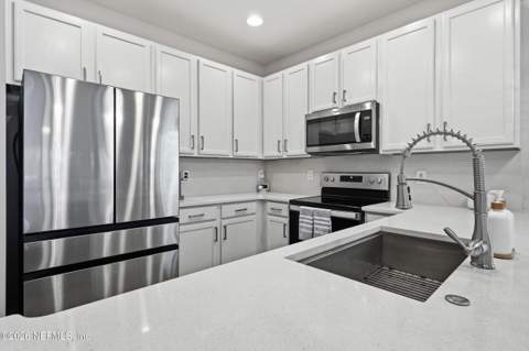 1334 Ivyhedge Avenue, St. Augustine FL - photo 10 of 36