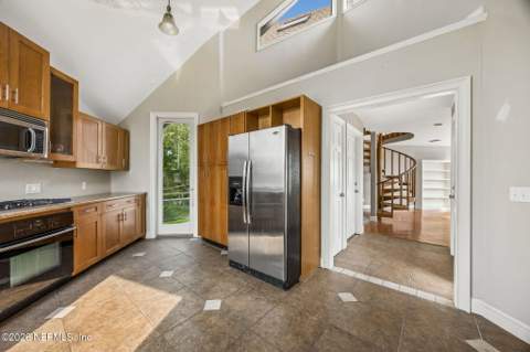 1725 Lisa Avenue, Fernandina Beach FL - photo 20 of 89