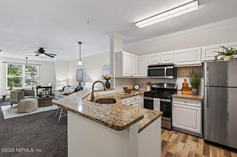 1 bedroom Condominium at 13810 Sutton Park Drive #425, The Grand Reserve, Jacksonville — photo 5